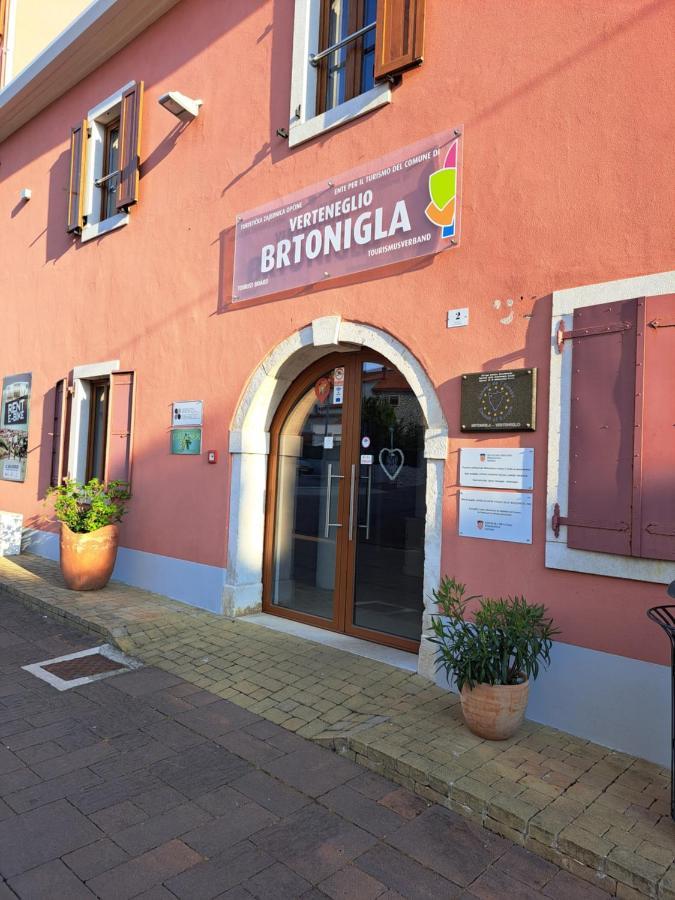 Pensjonat Sobe Anja Brtonigla Zewnętrze zdjęcie